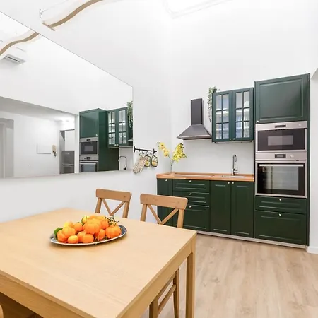 I Renai - Ponte Delle Grazie Modern Apartment *