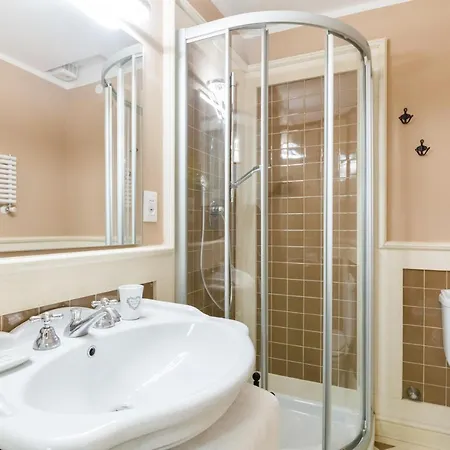 I Renai - Ponte Delle Grazie Modern Apartment *